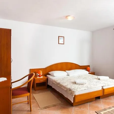 Ana - Studio With Balcony And Sea View-2 Apartman *