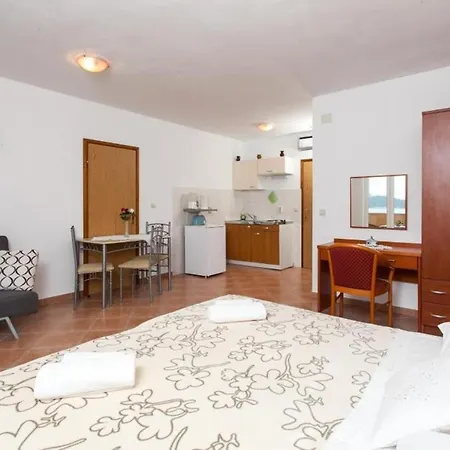 Ana - Studio With Balcony And Sea View-2 Apartmán Lopud